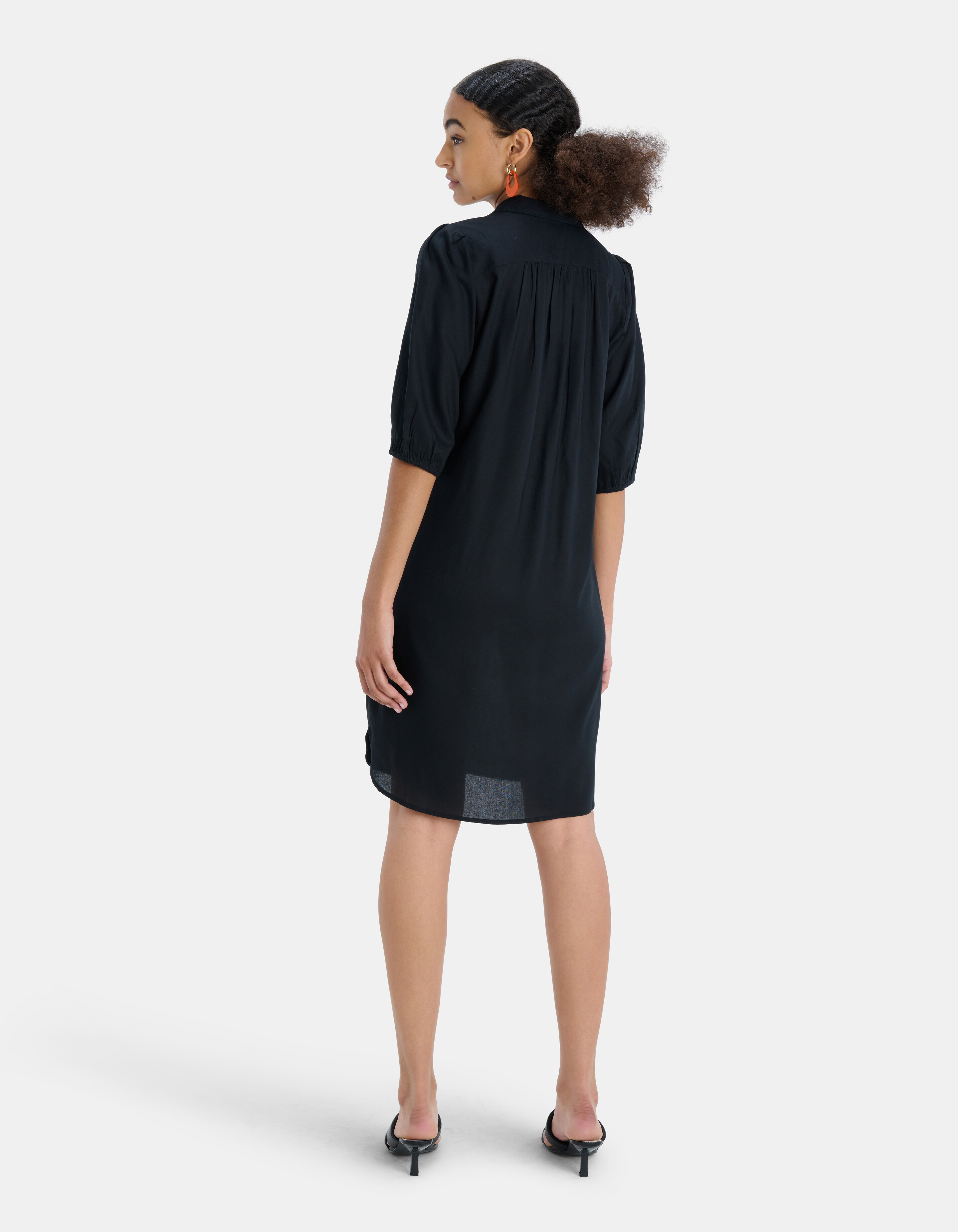 Tender Short Jurk EKSEPT
