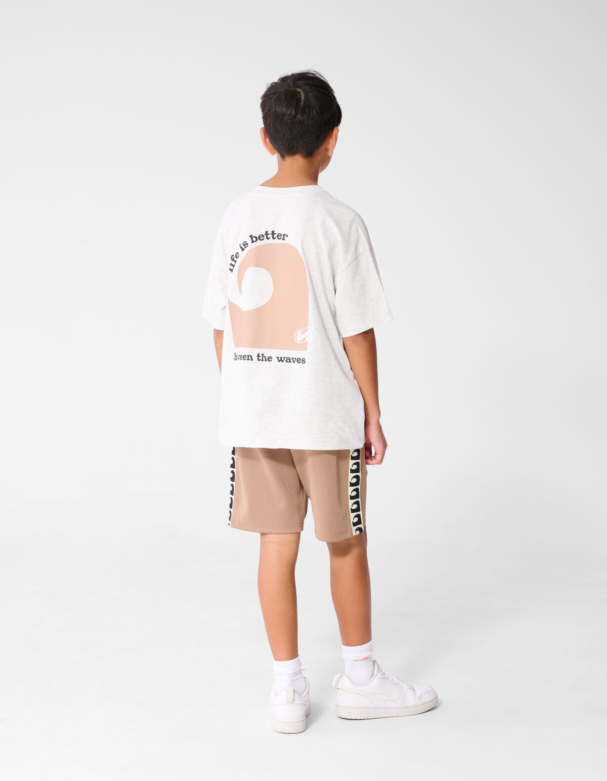 Oversized Waves Artwork T-shirt Lichtgrijs SHOEBY BOYS