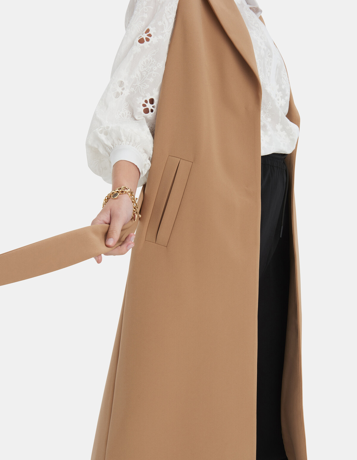 Piping Gilet by Mieke