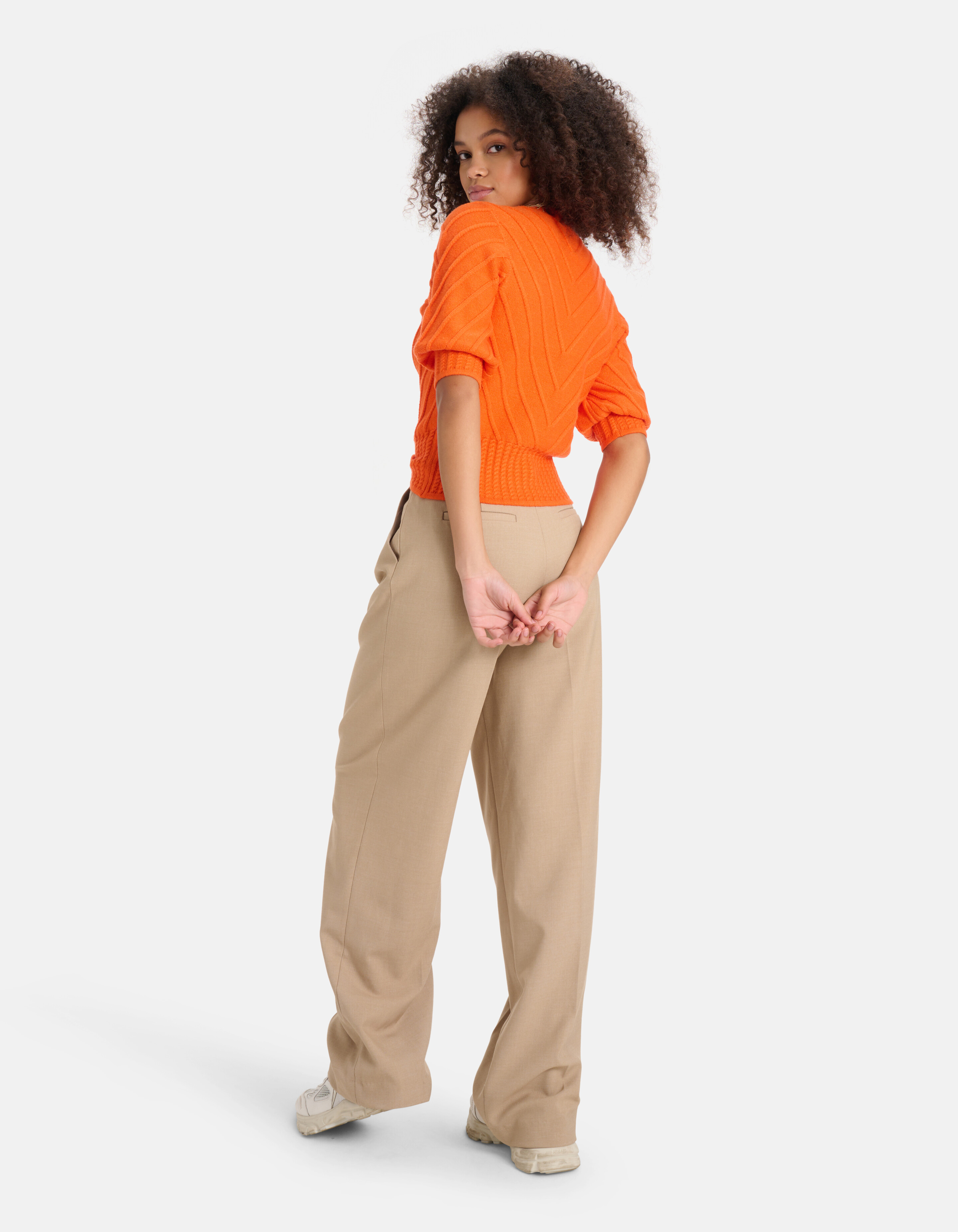 Diagonaal Trui Oranje SHOEBY WOMEN