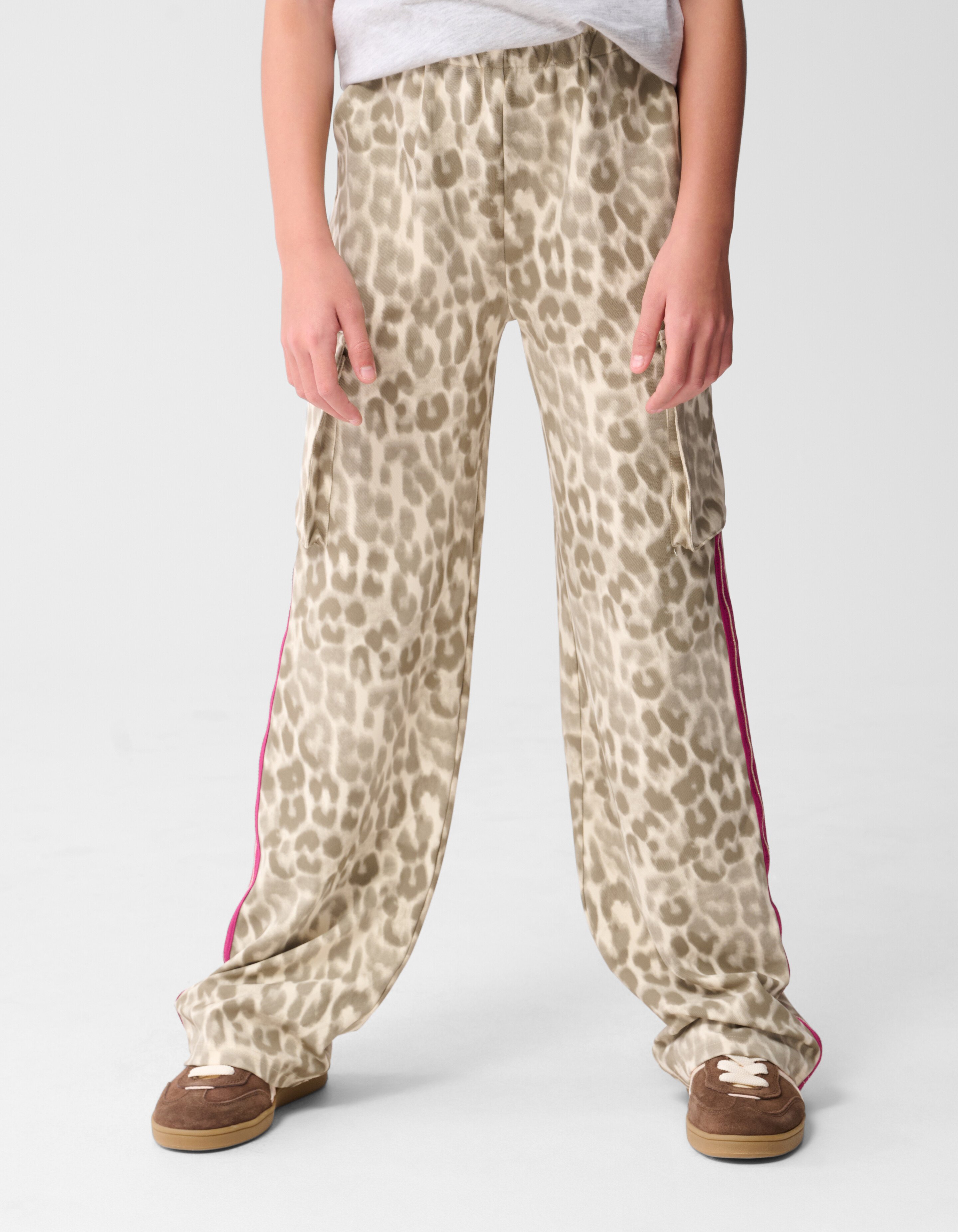 Cargo Leopard Wide Leg Broek Lichtbruin SHOEBY GIRLS