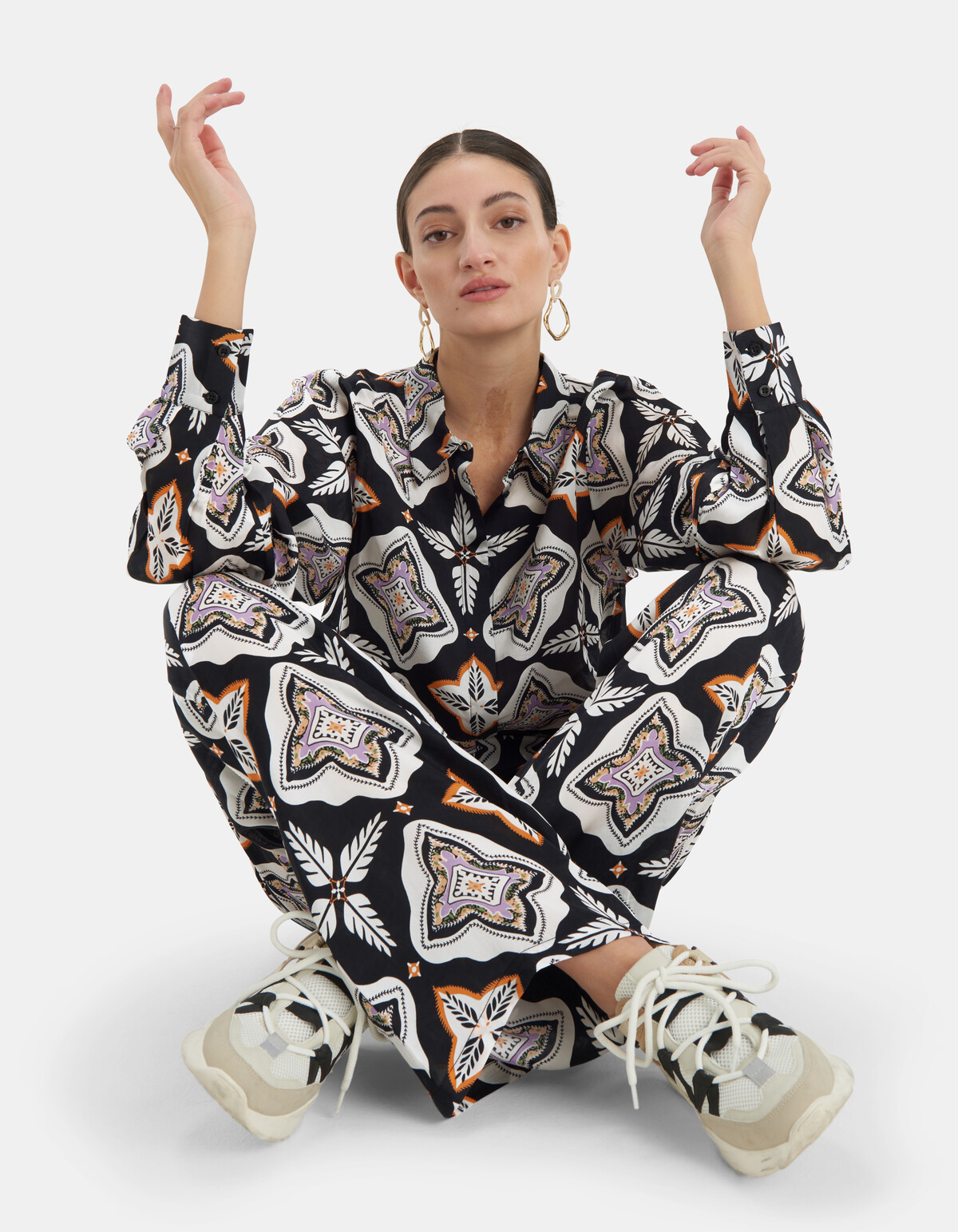 Prism Satin Blouse EKSEPT