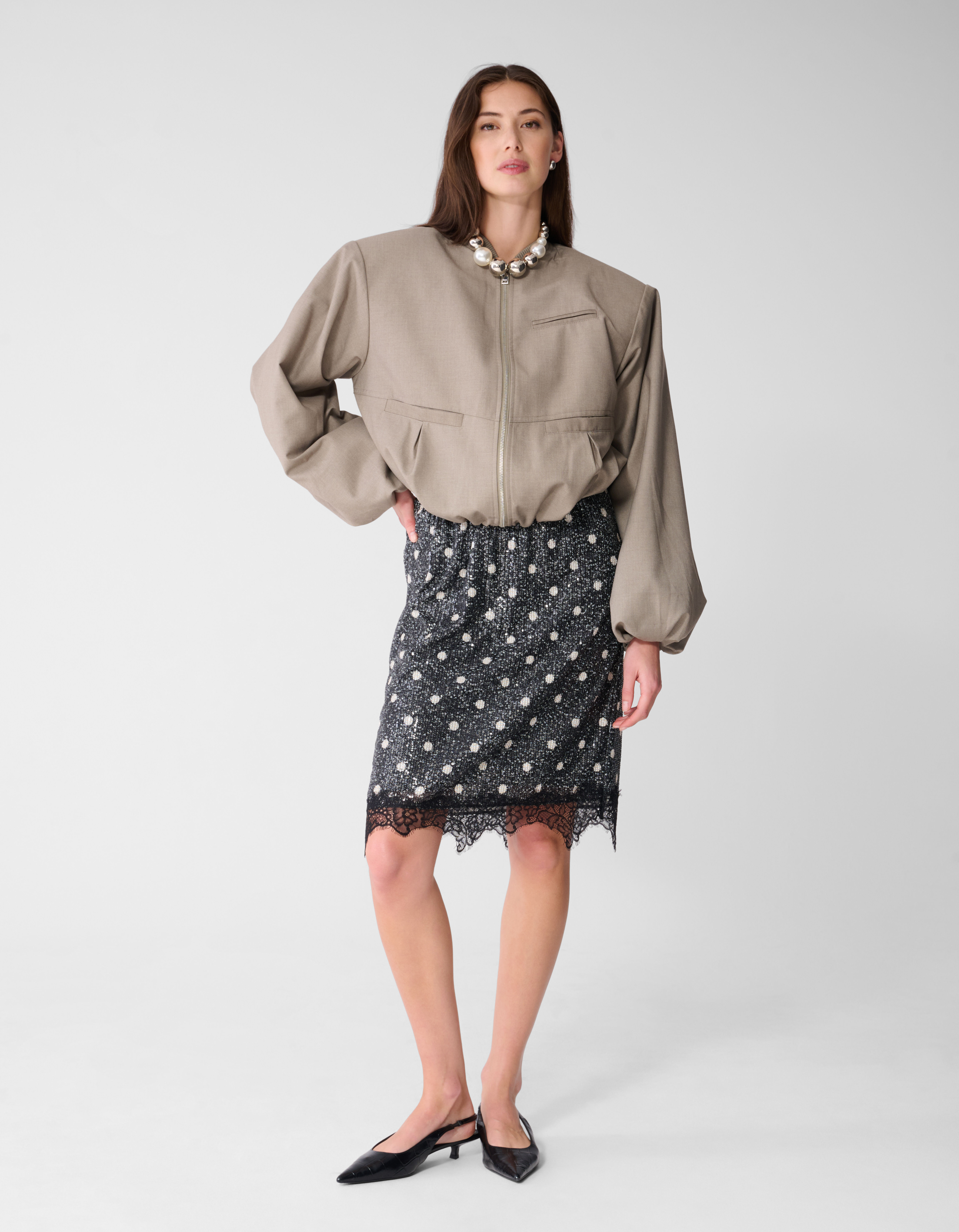 Oversized Parel Bomber Jack Taupe | Shoeby