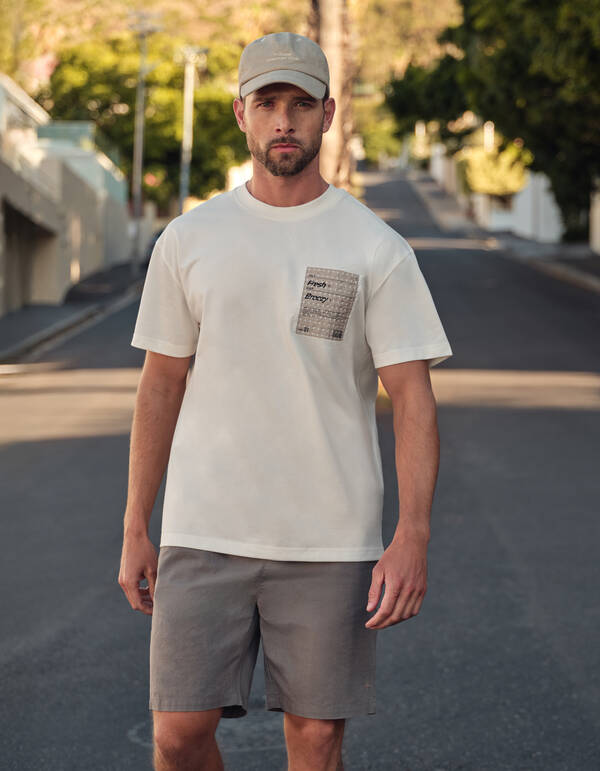 Stitched Artwork T-shirt Gebroken Wit SHOEBY MEN