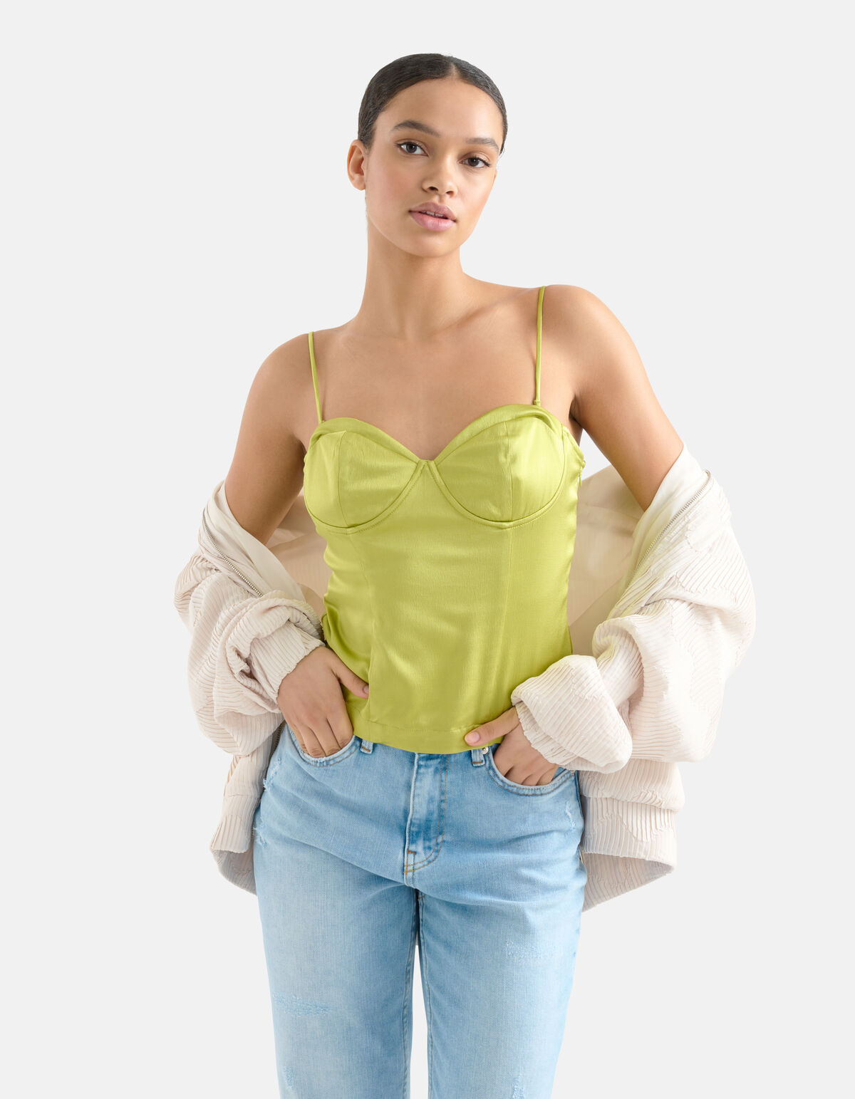 Satijnen Plisse Bomberjack Gebroken Wit SHOEBY WOMEN