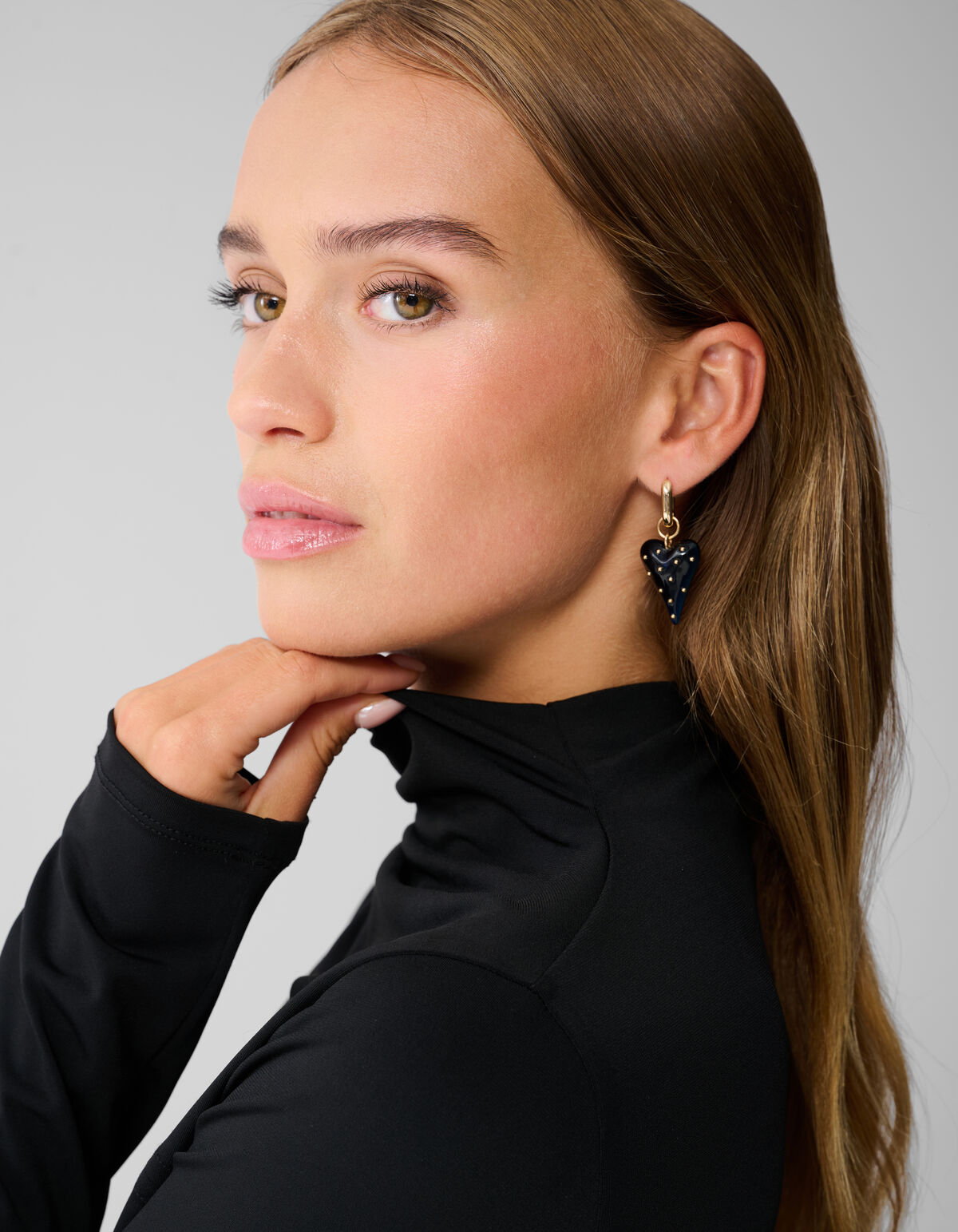 Dotted Heart Oorbellen Donkerblauw SHOEBY ACCESSOIRES