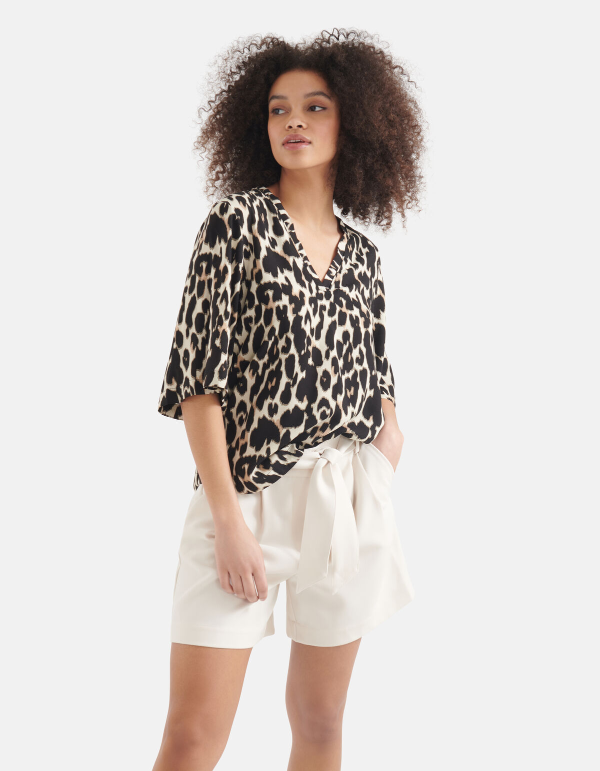 Leopard V-hals Top Bruin SHOEBY WOMEN