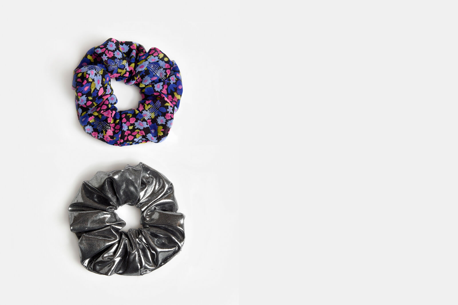 Ramoon Scrunchie