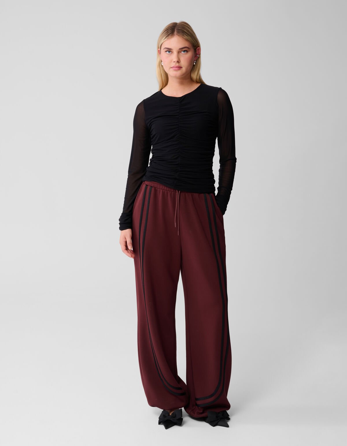 Sheering Mesh Top Zwart SHOEBY WOMEN