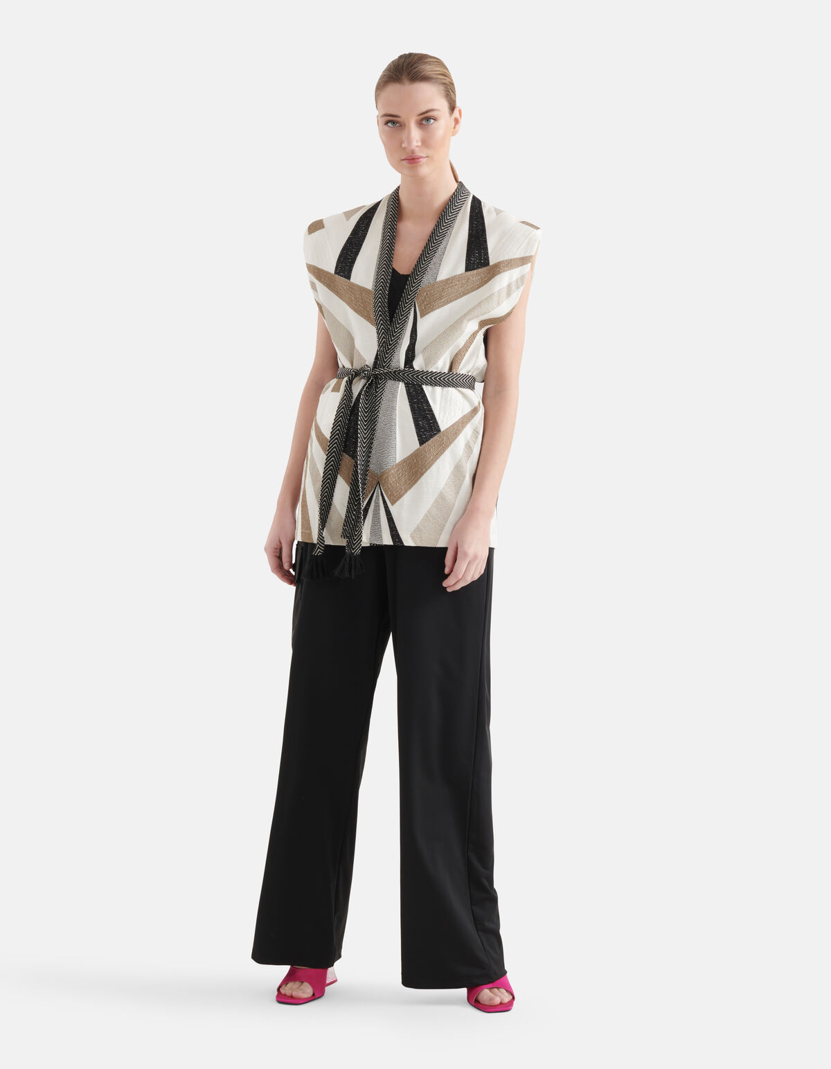 Grafisch Sleeveless Gilet Gebroken Wit By Mieke SHOEBY WOMEN