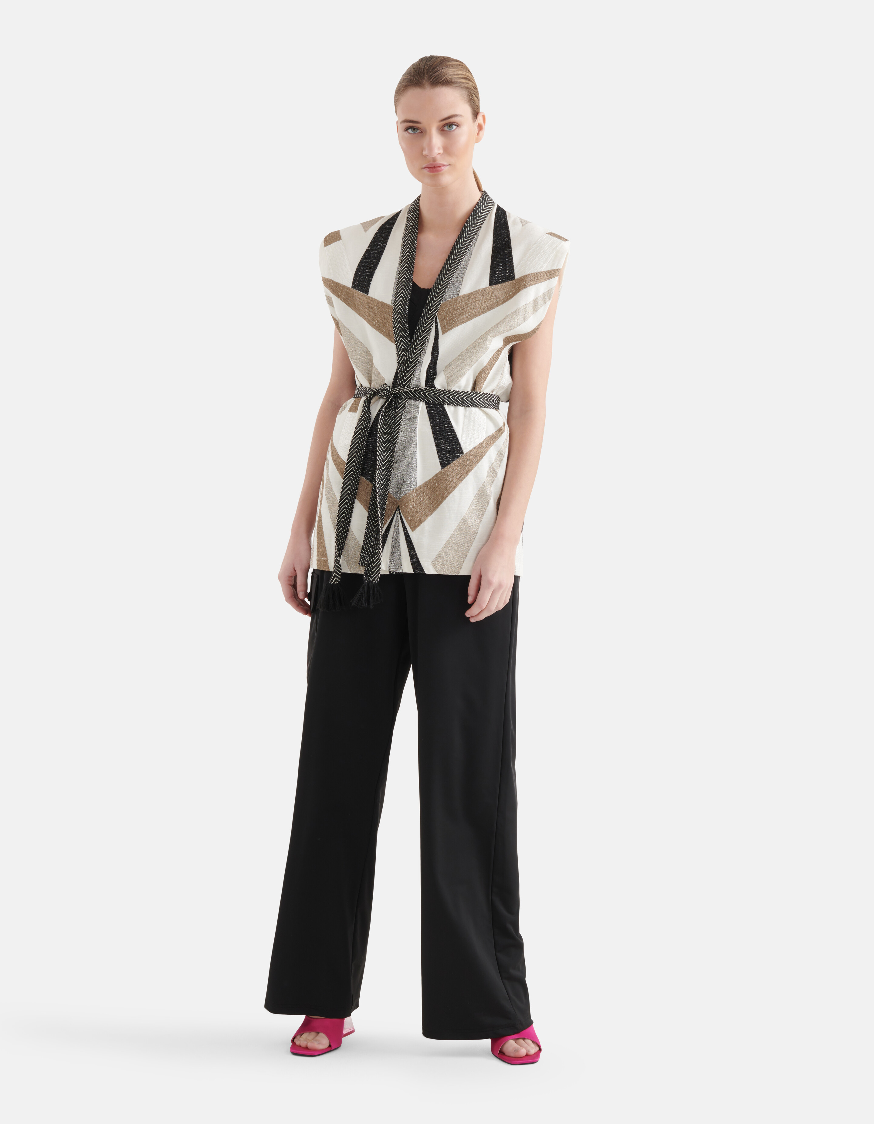 Grafisch Sleeveless Gilet Gebroken Wit By Mieke SHOEBY WOMEN
