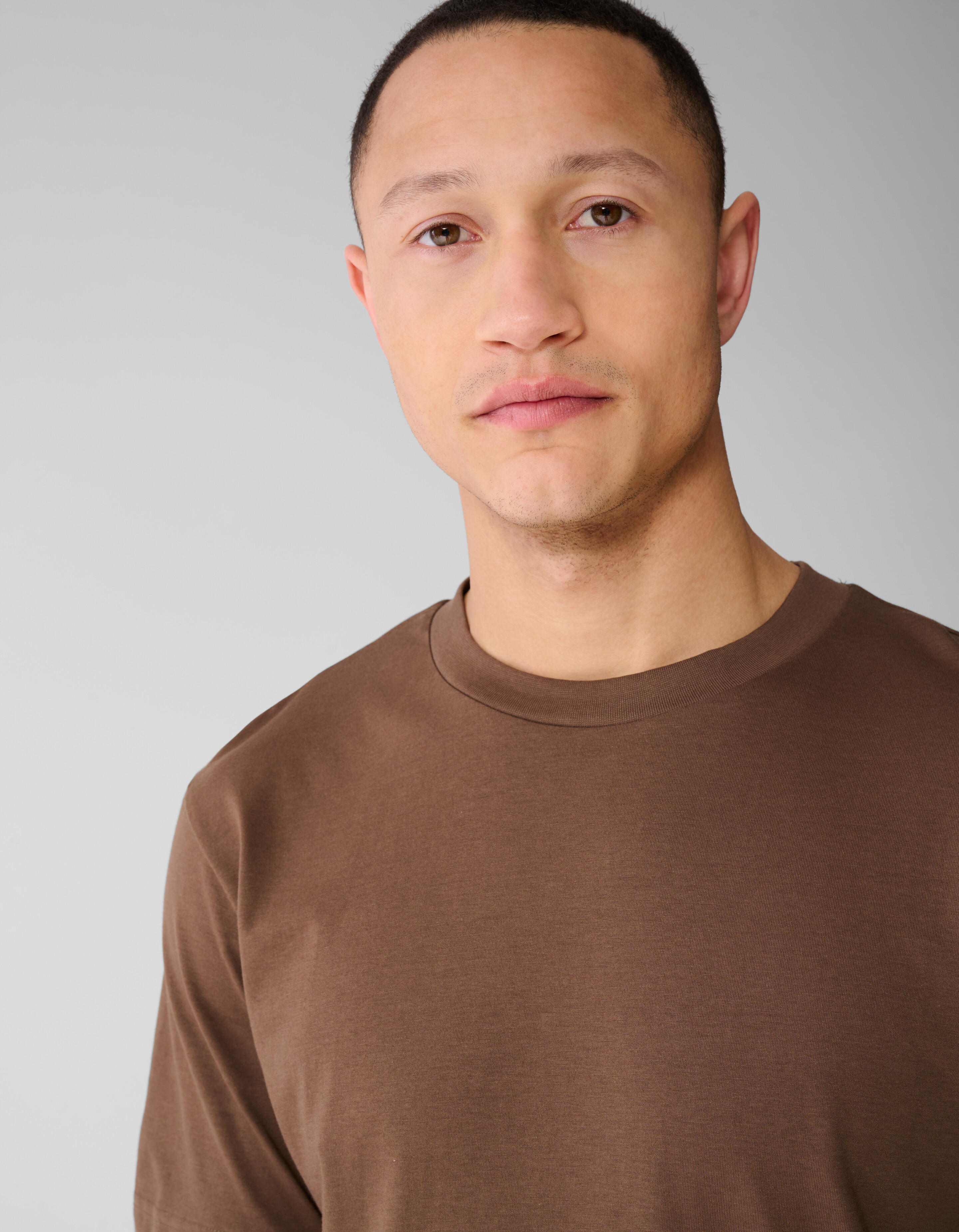 Logo Circle Artwork T-shirt Bruin SHOEBY MEN