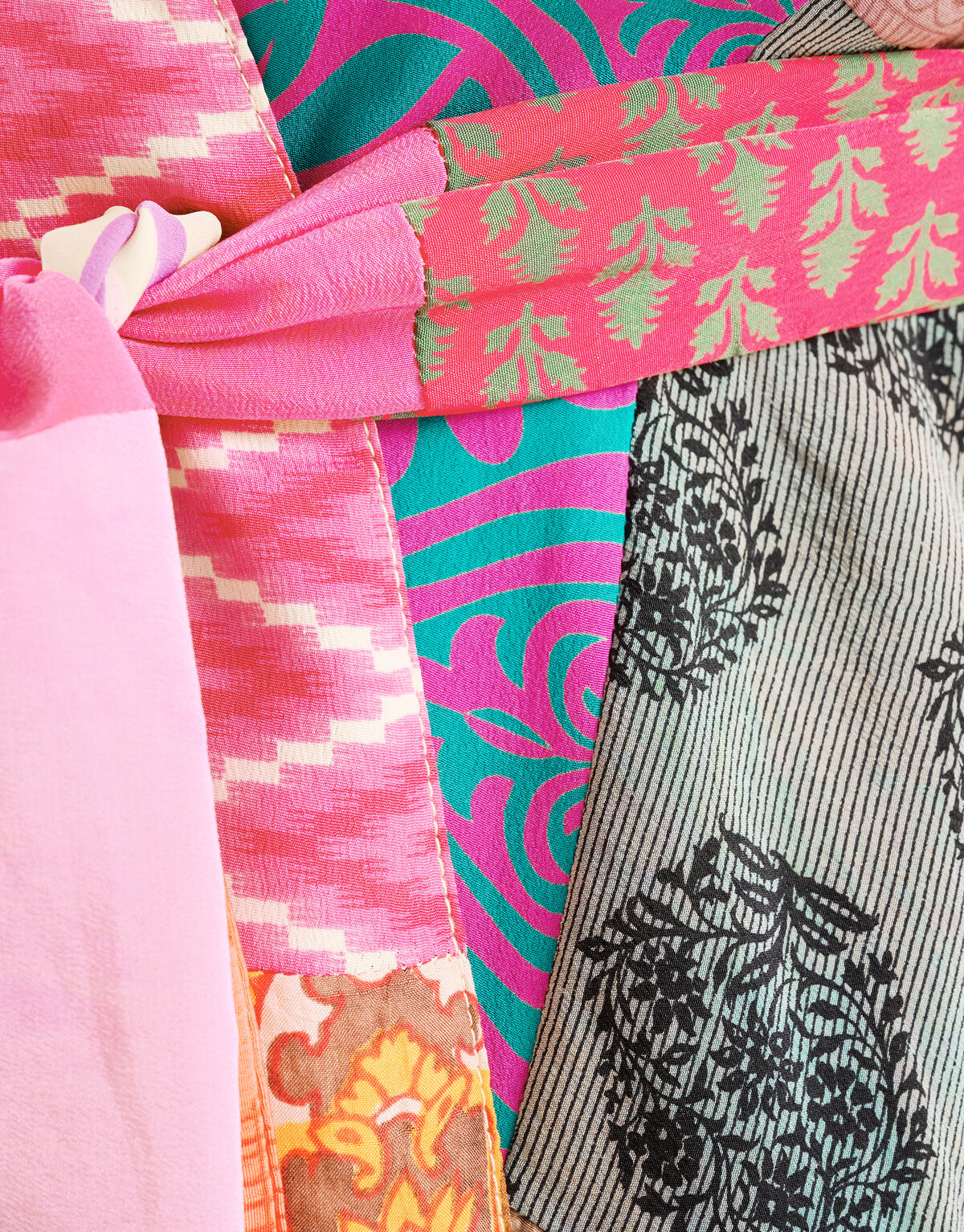 Printed Patch Kimono SHOEBY WOMEN