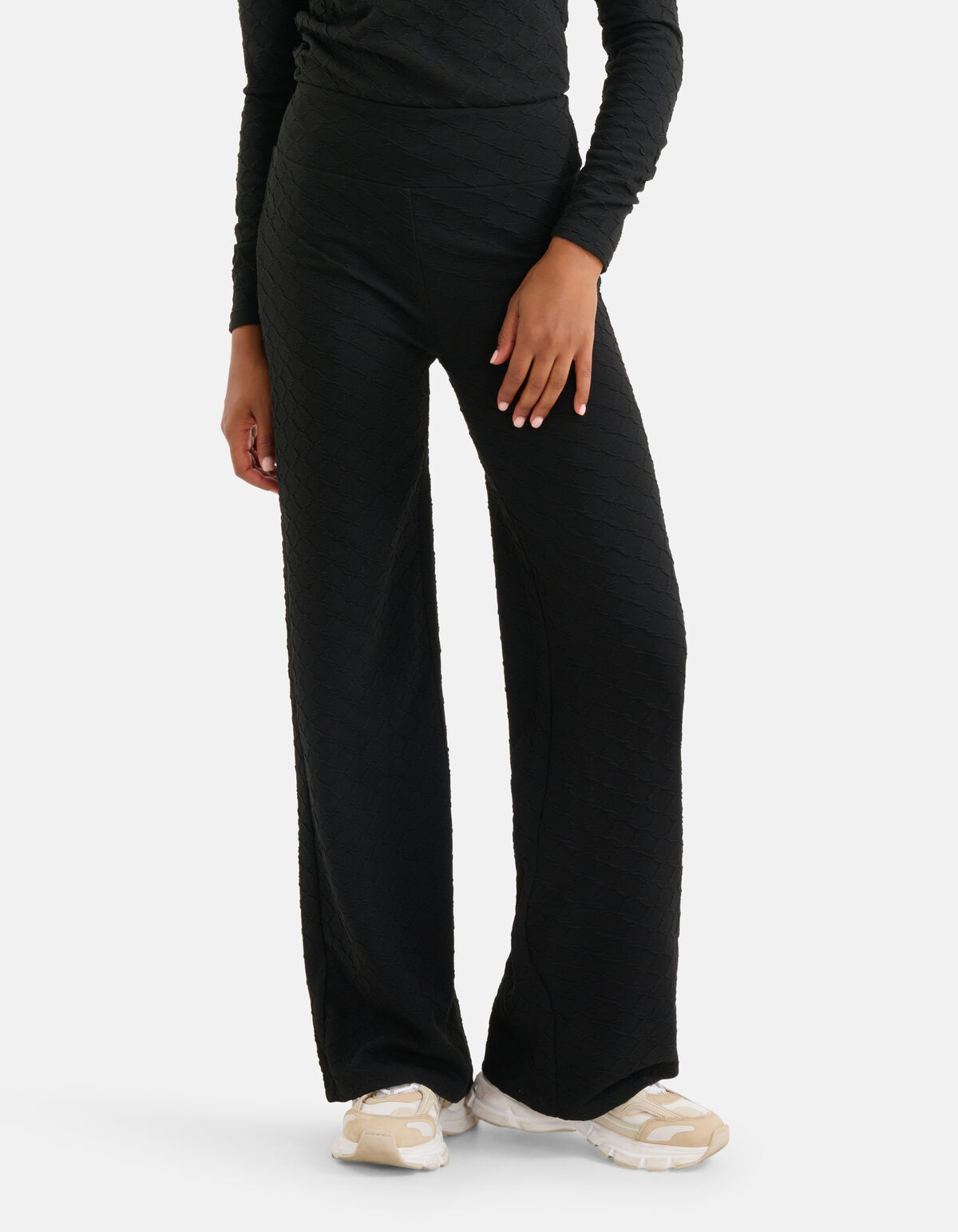 Structuur Wide Leg Broek Zwart SHOEBY WOMEN
