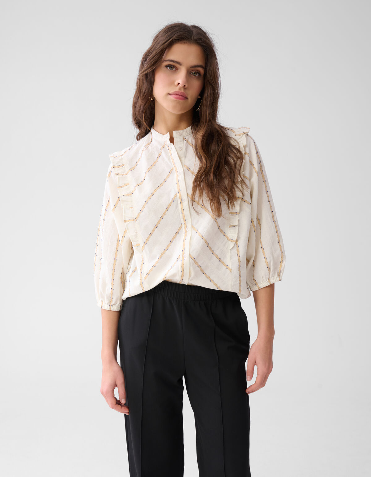 Jacquard Ruffle Blouse Gebroken Wit SHOEBY WOMEN