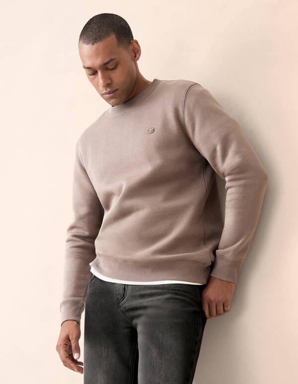 Badge Sweater Lichtbruin SHOEBY MEN