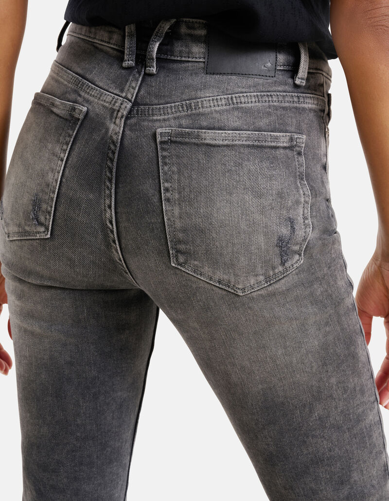 Nora Jeans