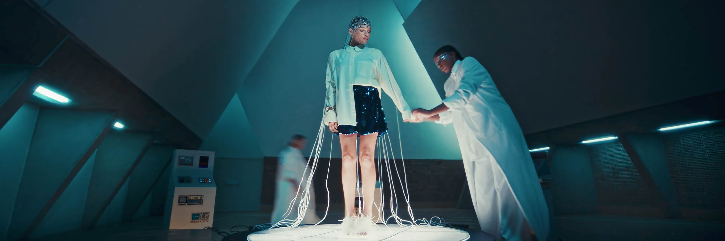 Zo style je de barrel fit jeans voor elke gelegenheid